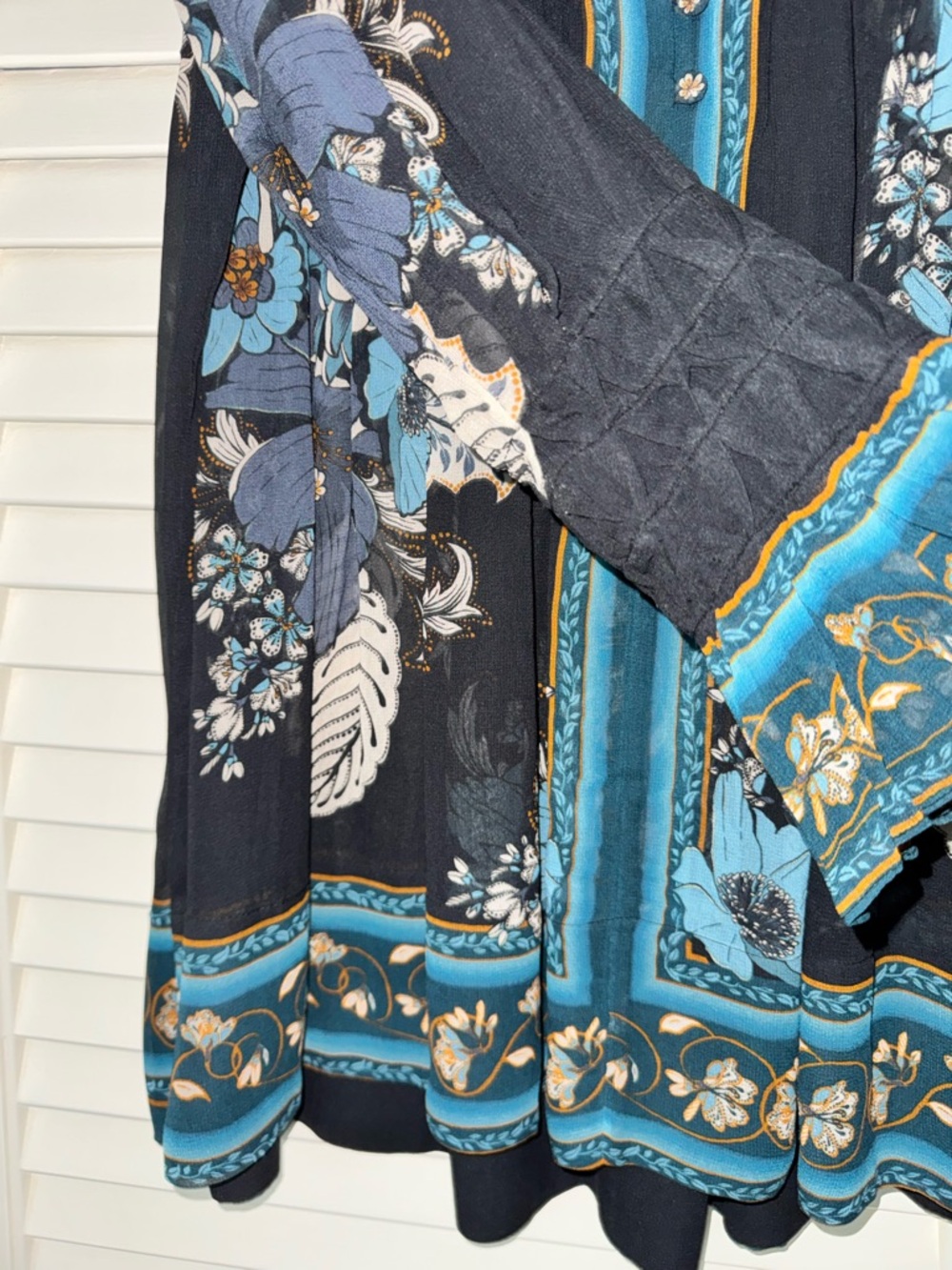 EUC FARM Rio Black Tunic with Teal and Blue Floral Trim - Picture 4 of 6